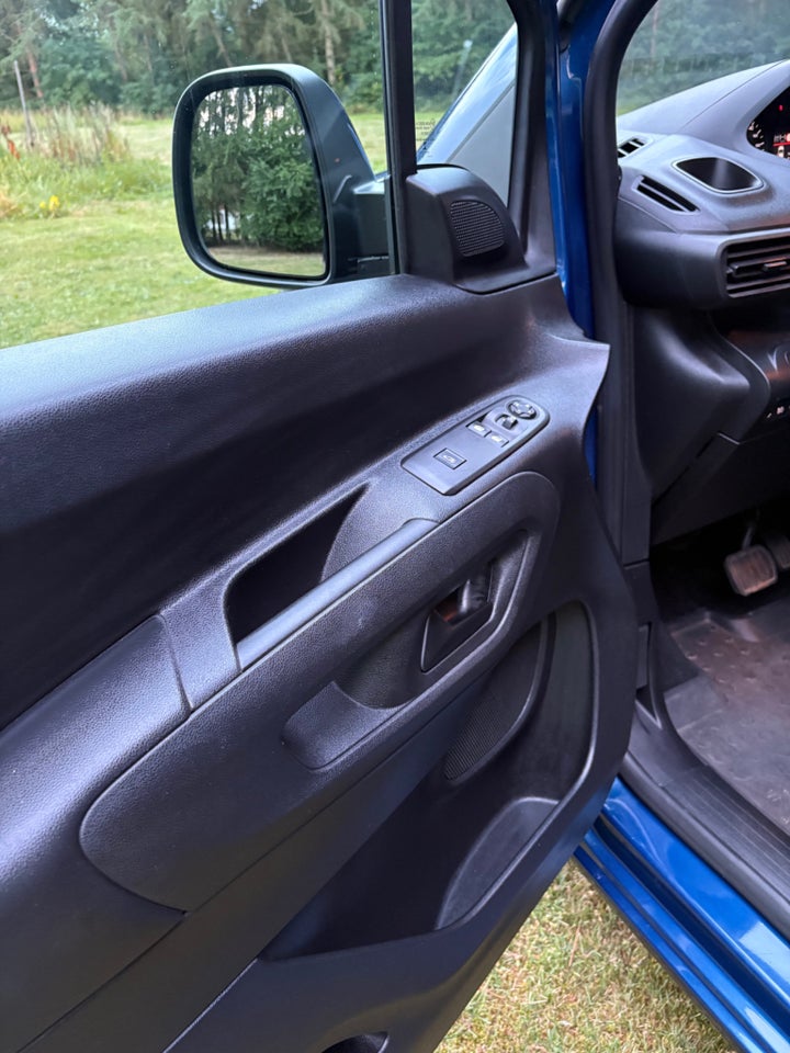 Peugeot Partner 1,5 BlueHDi 130 L1V1 Ultimate EAT8 Van