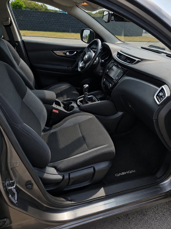Nissan Qashqai 1,2 Dig-T 115 Visia 5d