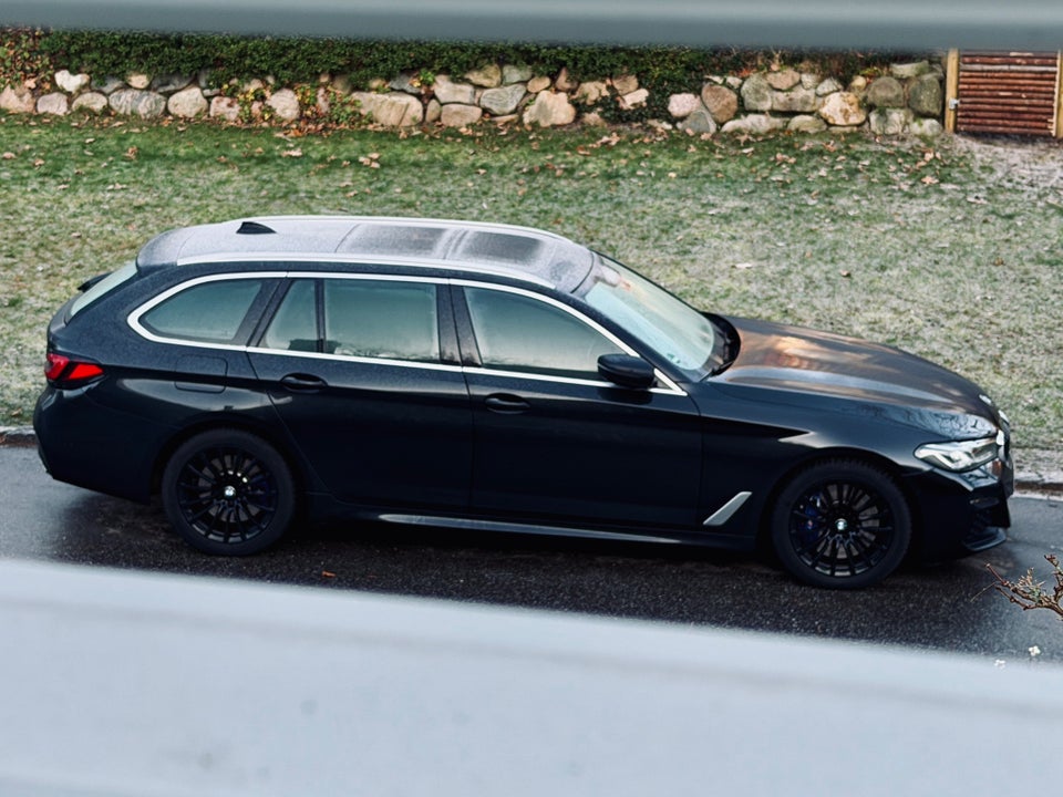 BMW 530d 3,0 Touring M-Sport aut. 5d
