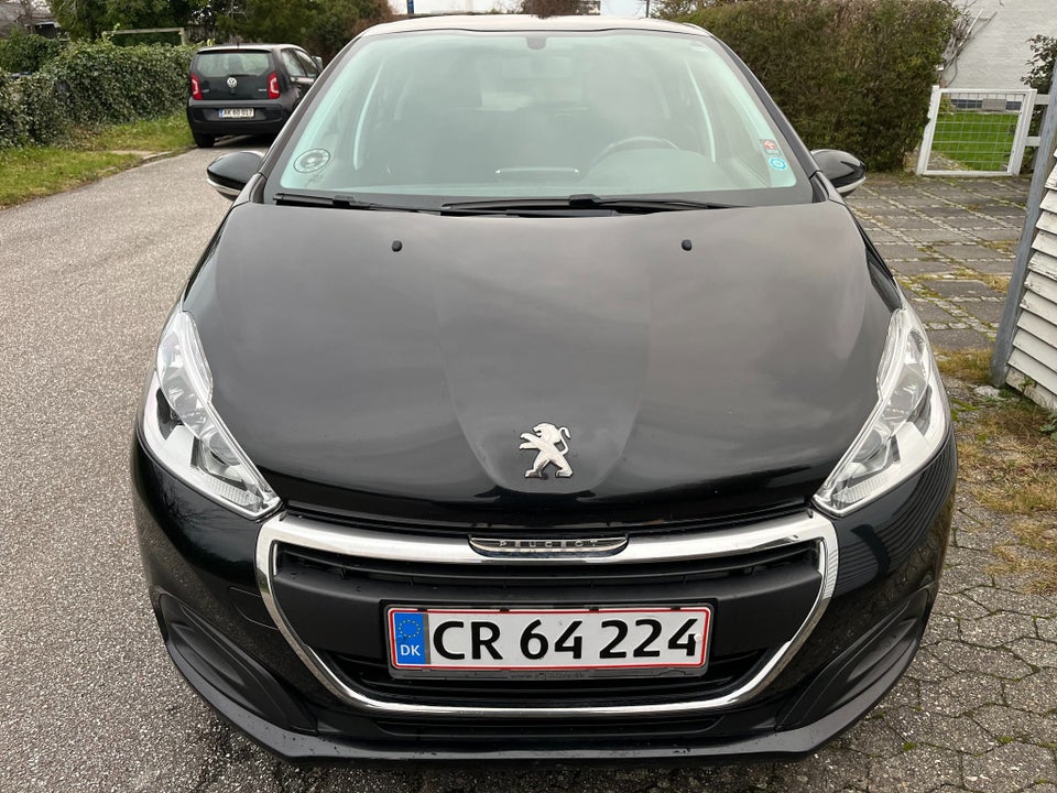 Peugeot 208 1,6 BlueHDi 100 Envy 5d