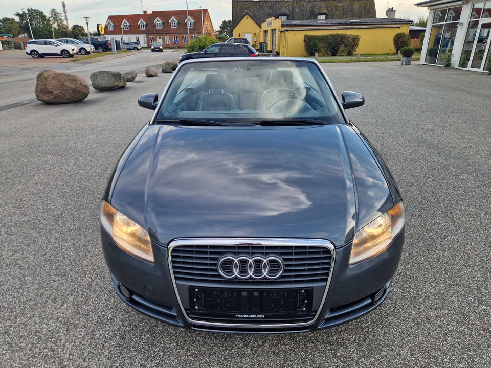 Audi A4 1,8 T 163 Cabriolet 2d