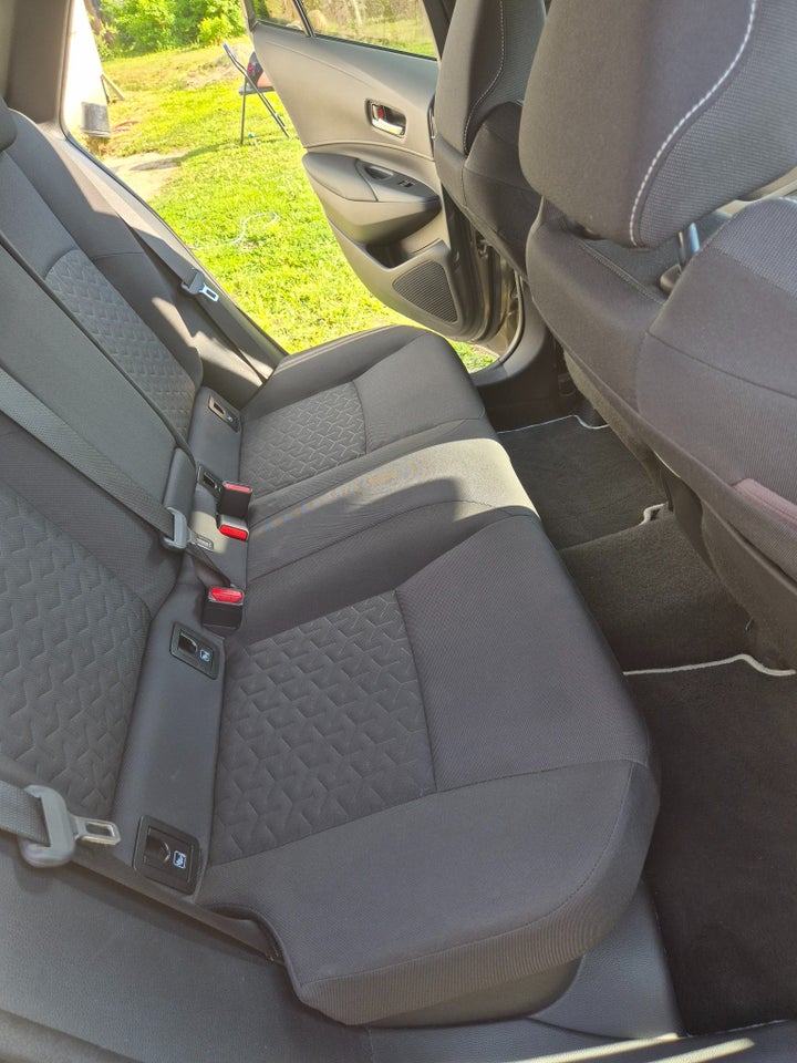 Toyota Corolla 2,0 Hybrid H3 Smart Touring Sports MDS 5d