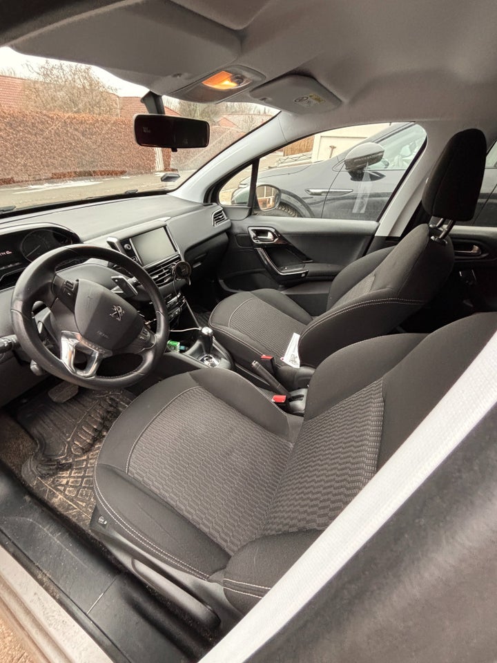 Peugeot 208 1,2 e-VTi 82 Active ESG 5d