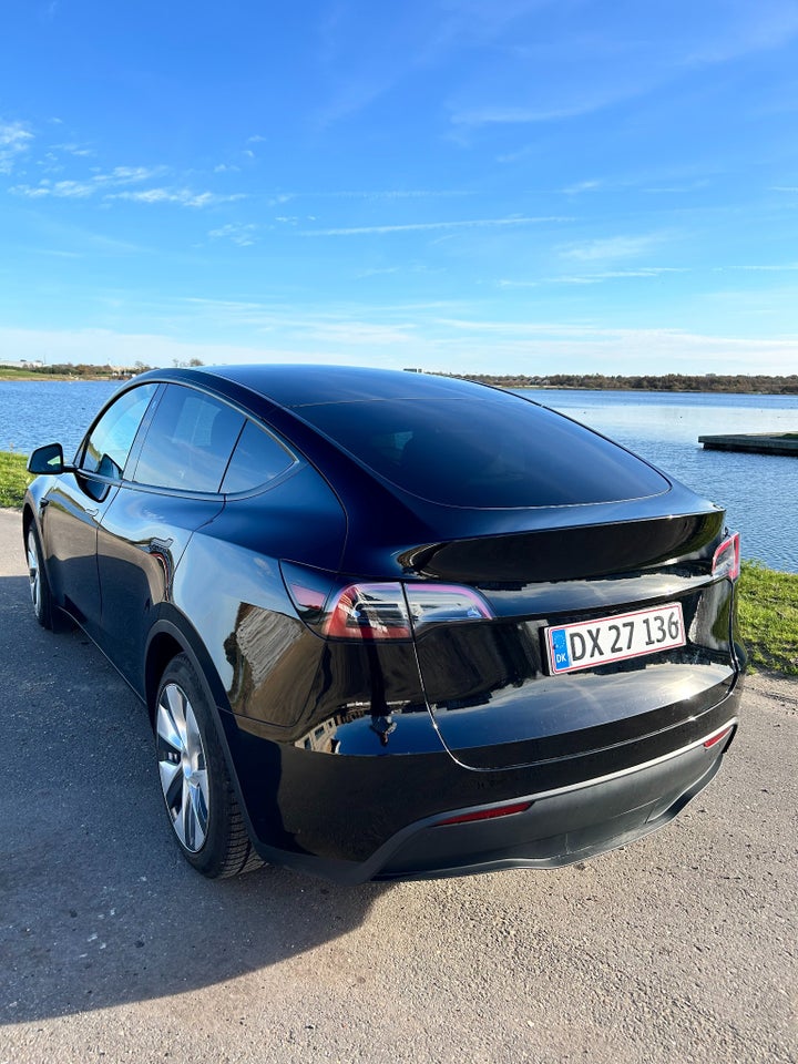 Tesla Model Y RWD 5d