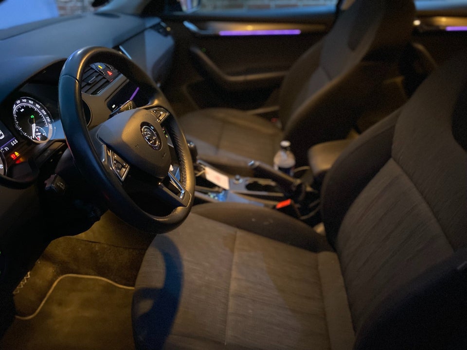 Skoda Octavia 2,0 TDi 150 Business Line+ Dynamic Combi DSG 5d