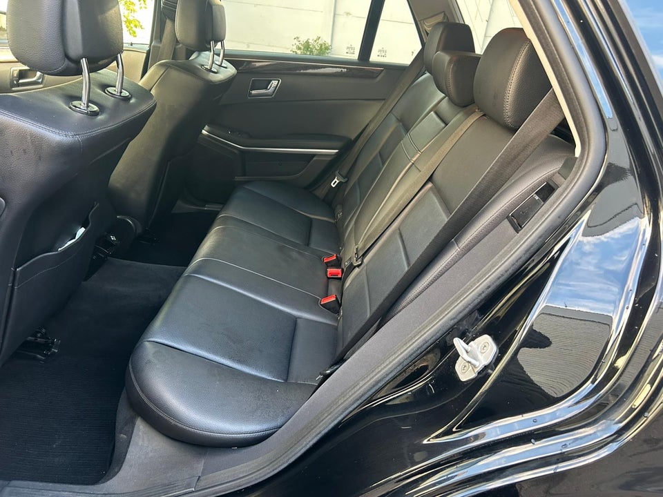 Mercedes E200 2,2 CDi stc. aut. BE 5d