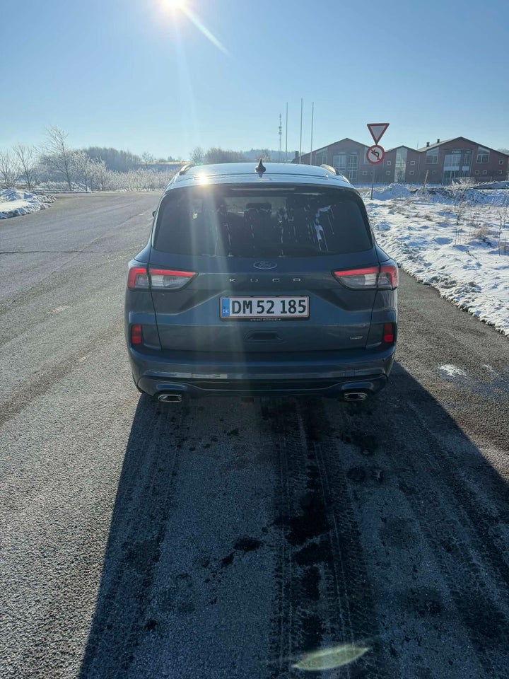 Ford Kuga 2,5 PHEV ST-Line X CVT 5d