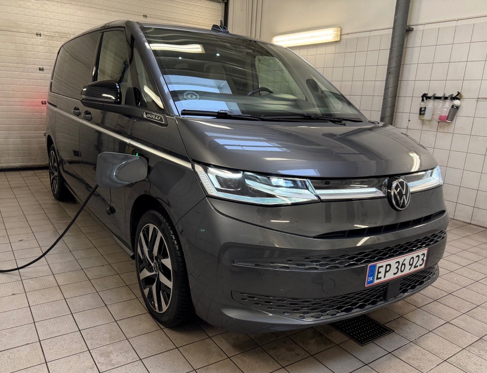 VW Multivan 1,4 eHybrid Style DSG kort