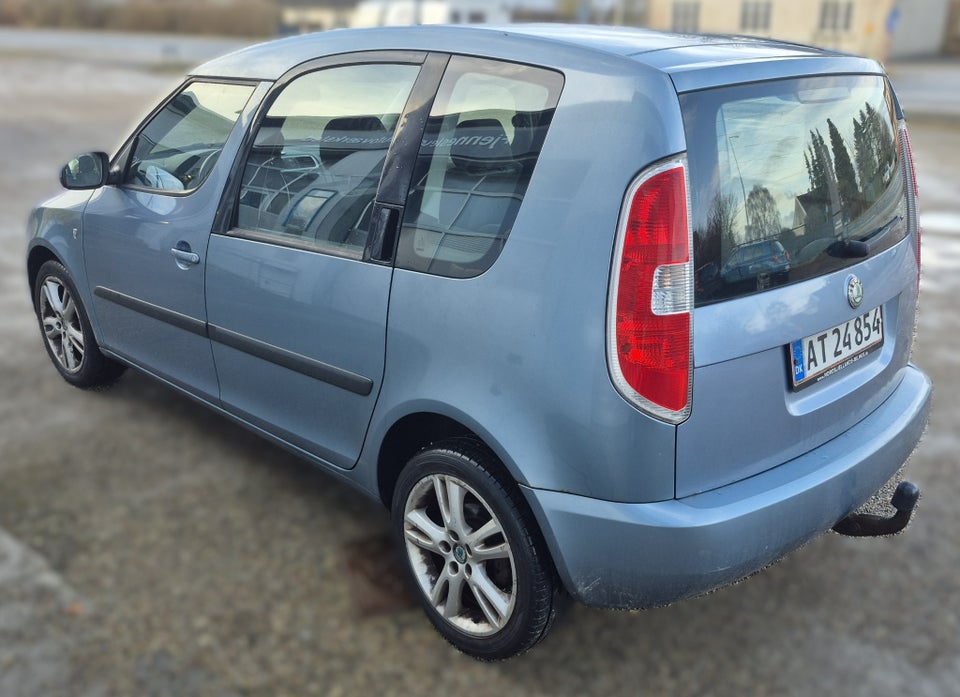 Skoda Roomster 1,4 16V Style 5d