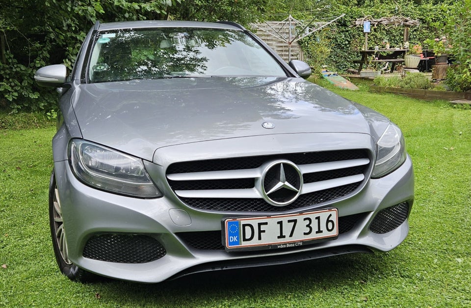 Mercedes C220 2,2 BlueTEC Avantgarde stc. 5d