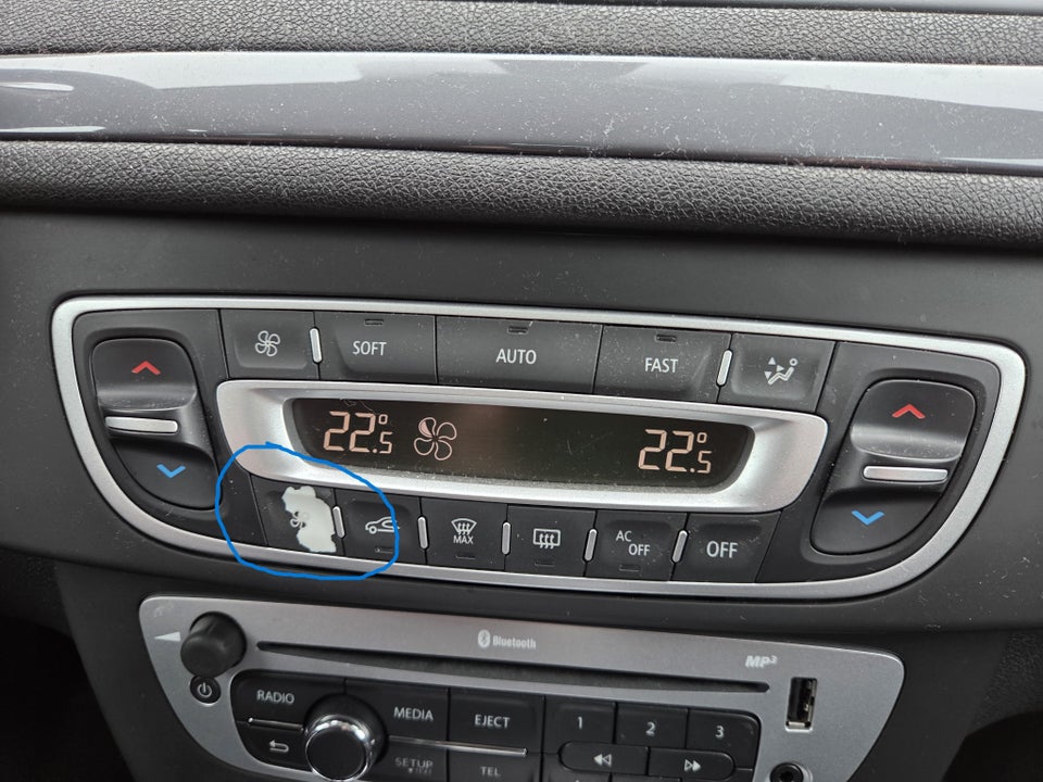 Renault Megane III 1,5 dCi 110 Limited Edition Sport Tourer EDC 5d