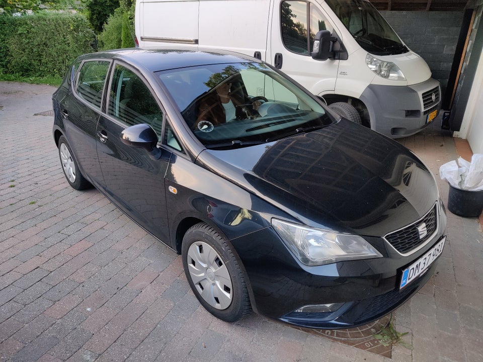 Seat Ibiza 1,4 16V Style ST 5d