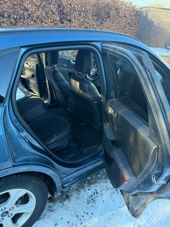 Ford Kuga 2,5 PHEV ST-Line X CVT 5d