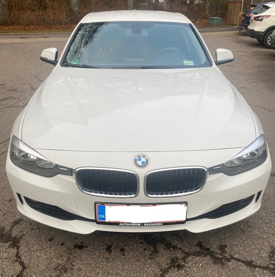 BMW 320i 2,0 aut. 4d