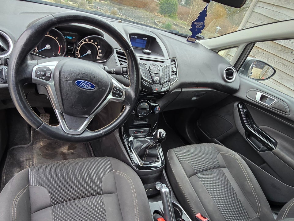 Ford Fiesta 1,5 TDCi 95 Titanium 5d