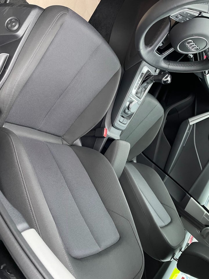 Audi Q2 35 TFSi Prestige S-tr. 5d