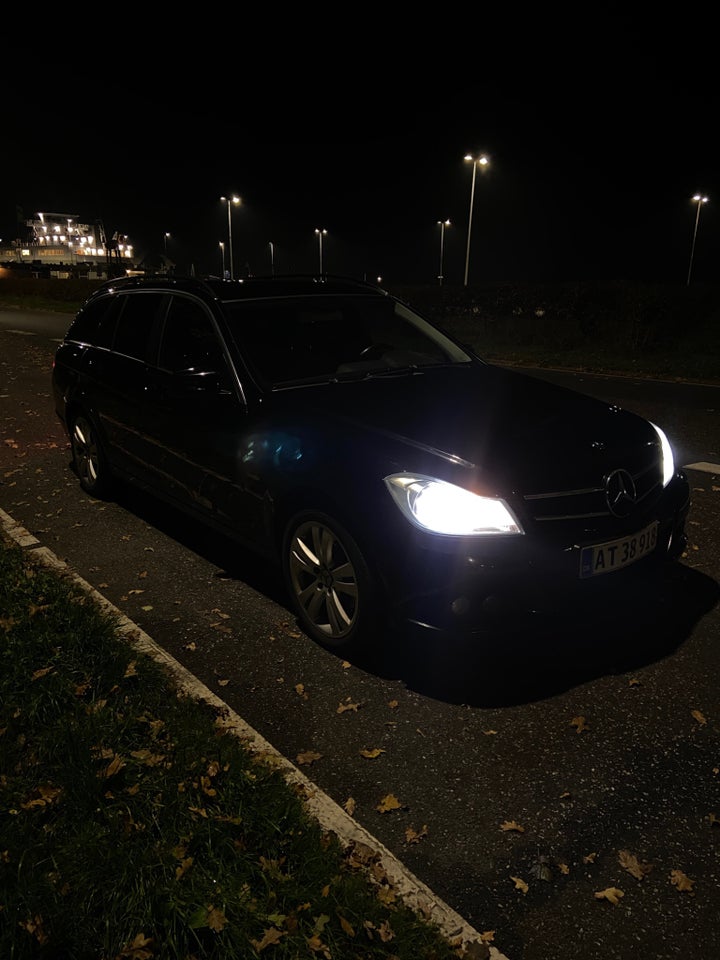 Mercedes C220 2,2 CDi stc. BE 5d