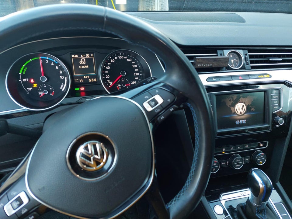 VW Passat 1,4 GTE Variant DSG 5d