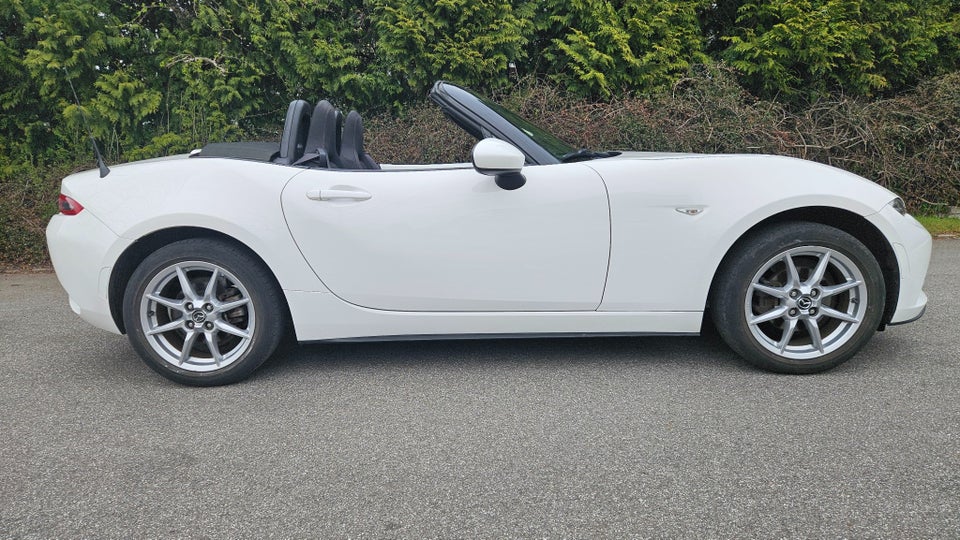 Mazda MX-5 1,5 SkyActiv-G 131 Roadster 2d
