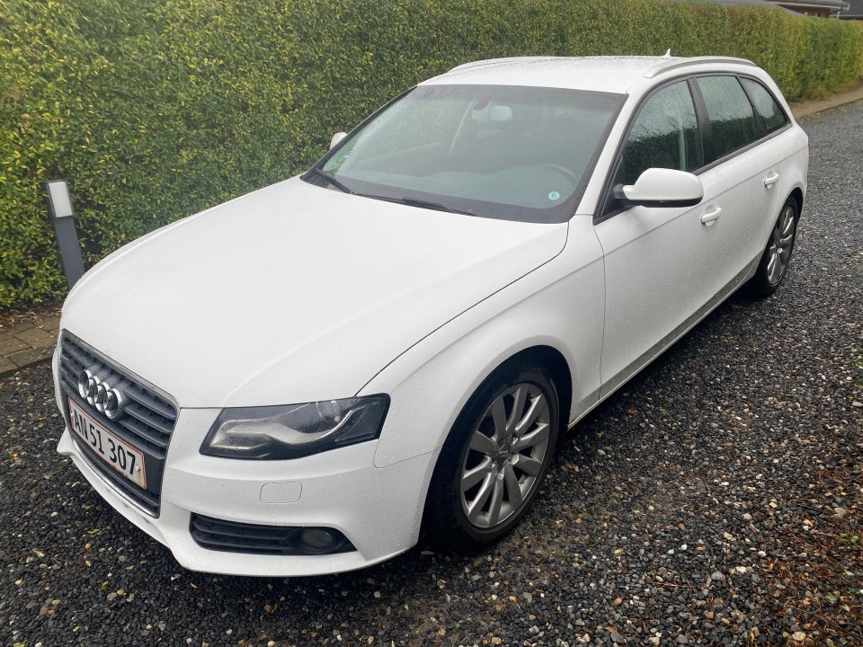 Audi A4 2,0 TDi 143 Avant Multitr. 5d