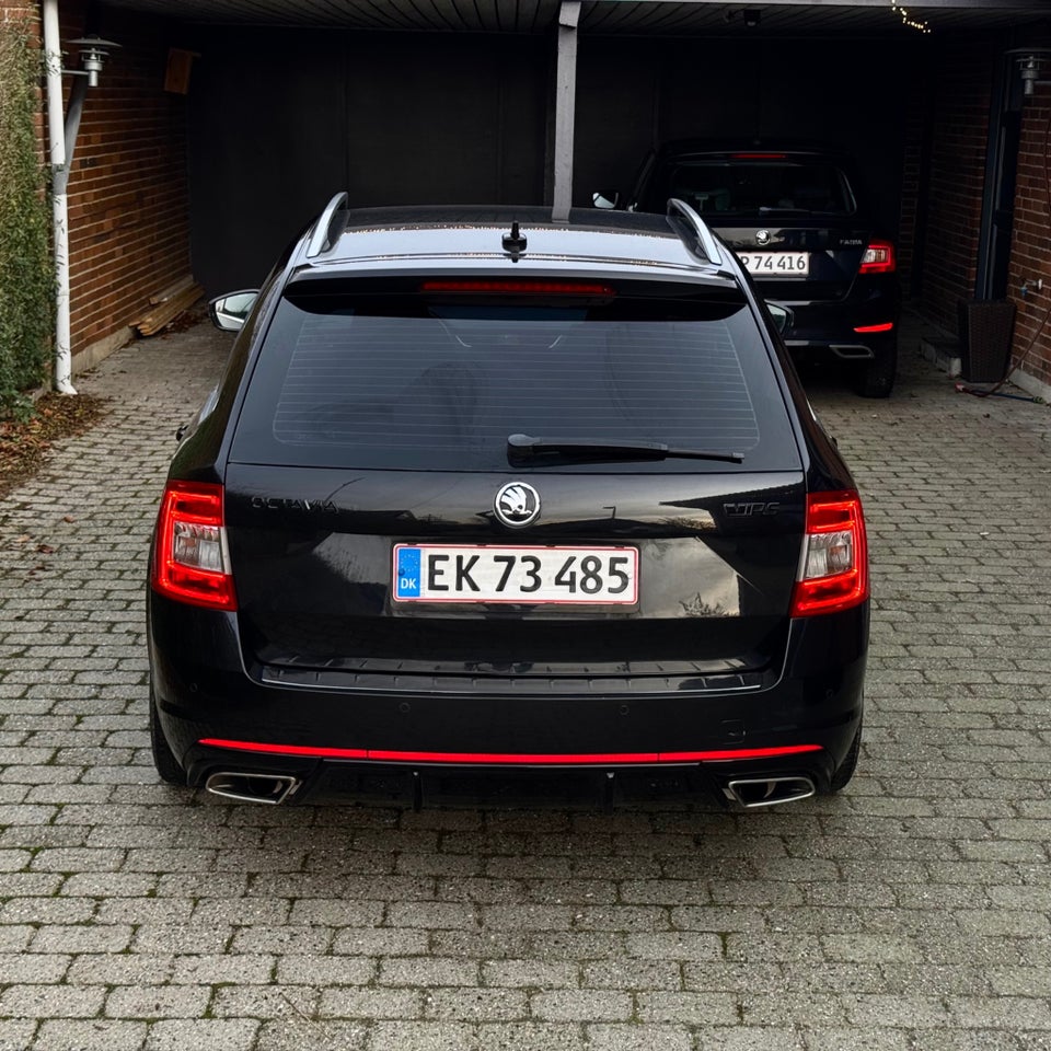 Skoda Octavia 2,0 TSi 220 RS Combi DSG 5d
