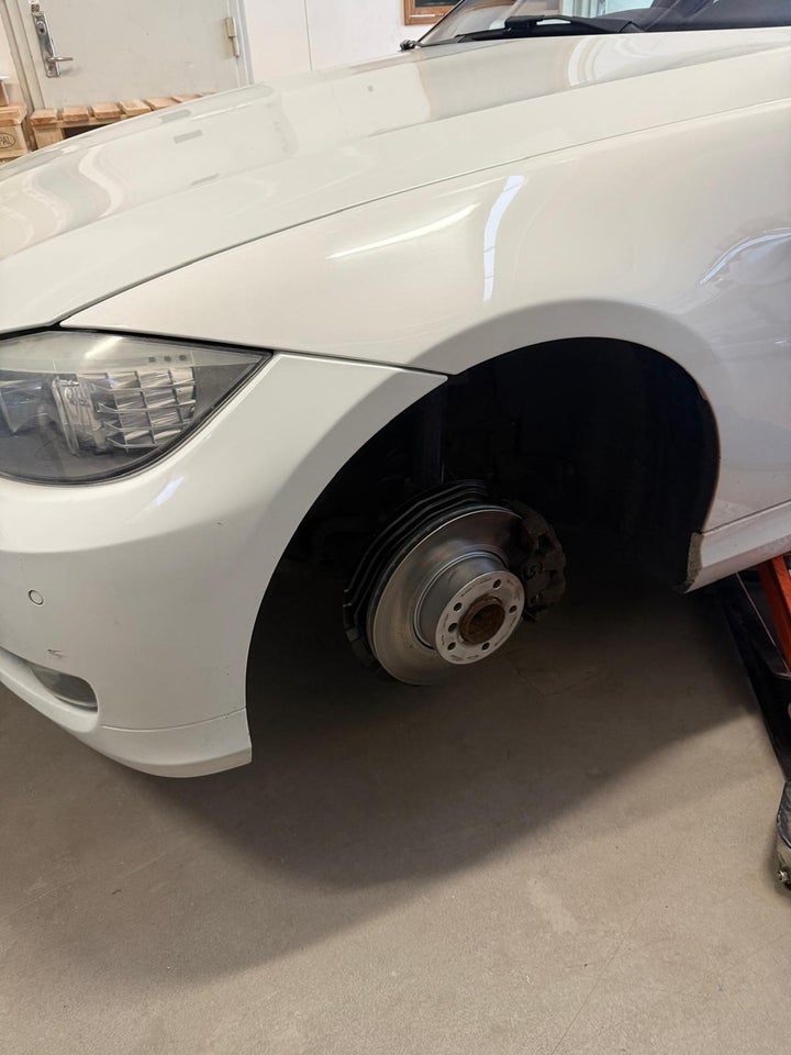 BMW 320d 2,0 Touring 5d