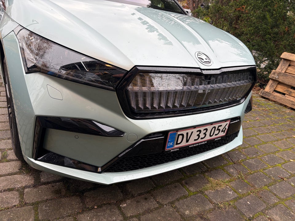 Skoda Enyaq 80x iV Founders Edition 5d