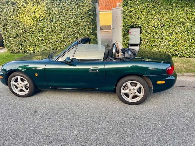 Mazda MX-5 1,8  2d