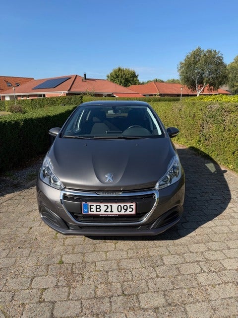 Peugeot 208 1,2 PureTech 82 Signature 5d