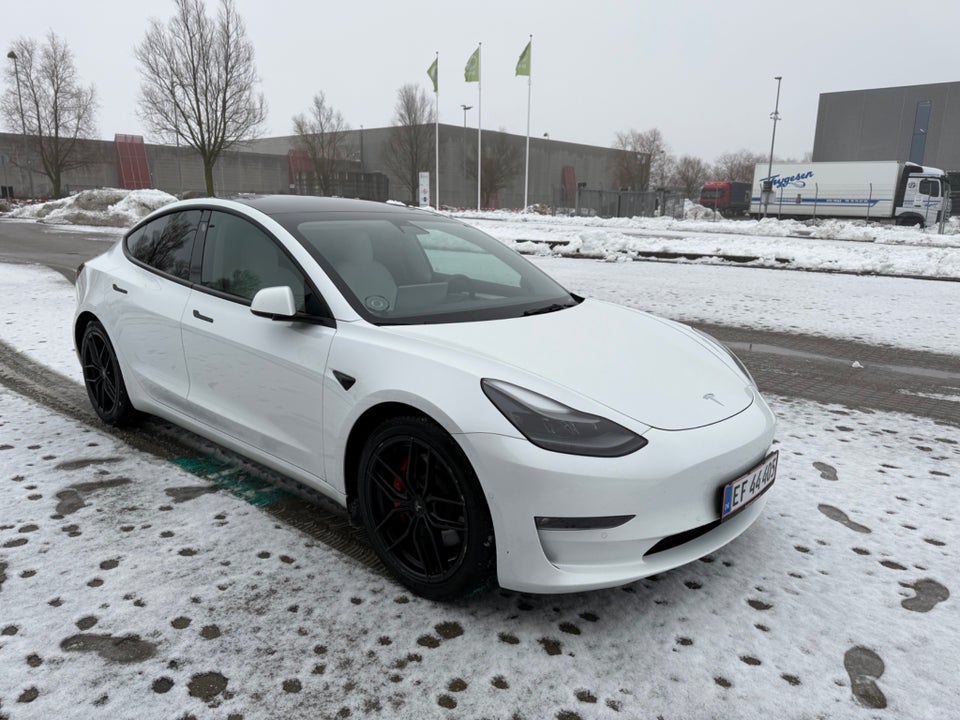 Tesla Model 3 Performance AWD 4d