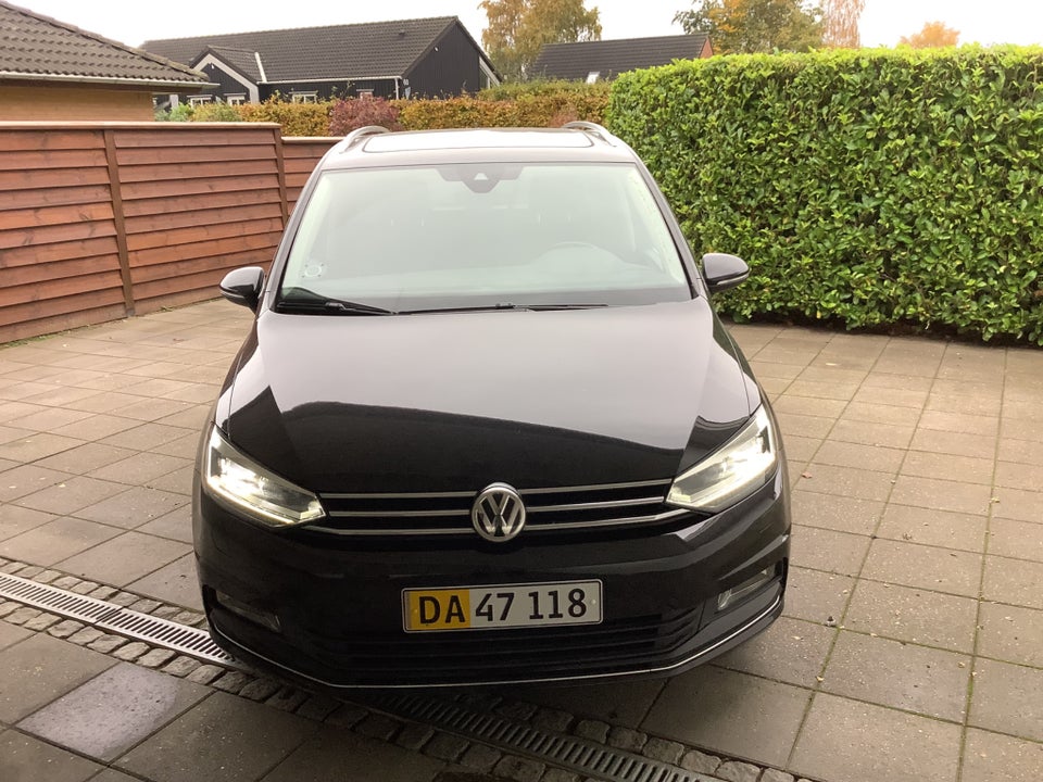 VW Touran 2,0 TDi 150 Highline DSG Van 5d