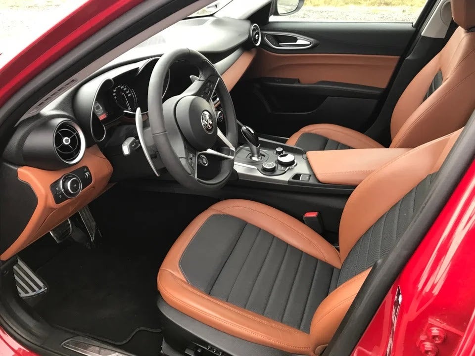 Alfa Romeo Giulia 2,0 T 200 aut. 4d