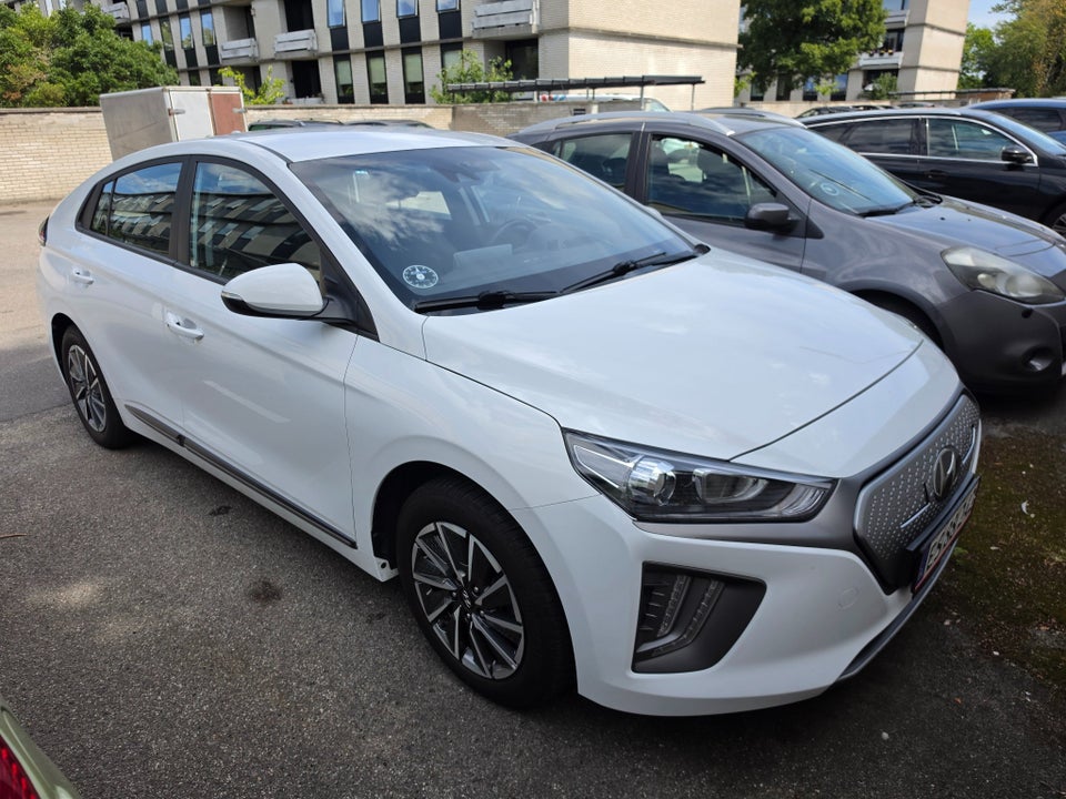 Hyundai Ioniq 40 EV Trend 5d
