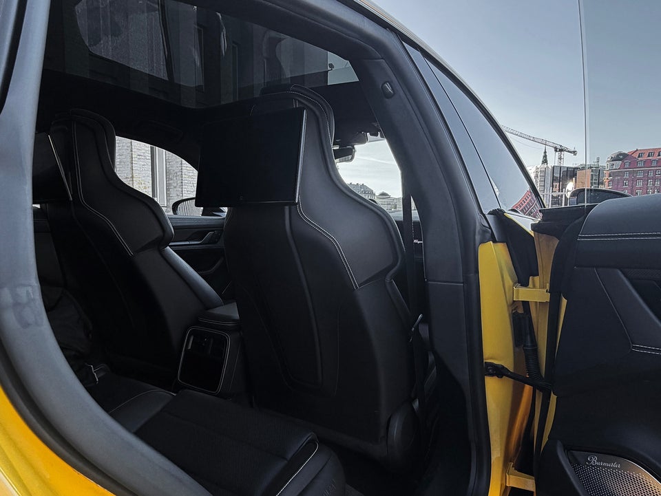 Porsche Taycan Turbo S Performance+ 4d