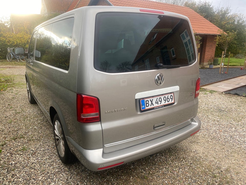 VW Multivan 2,0 TDi 180 Highline DSG 4Motion kort 4d