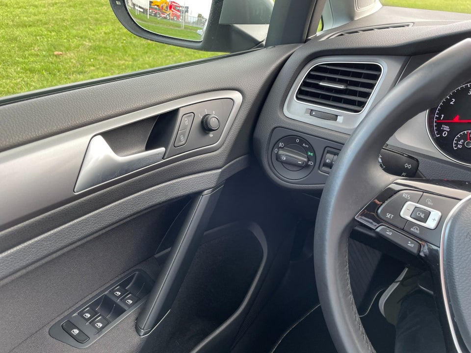 VW Golf Sportsvan 2,0 TDi 150 Comfortline DSG BMT 5d