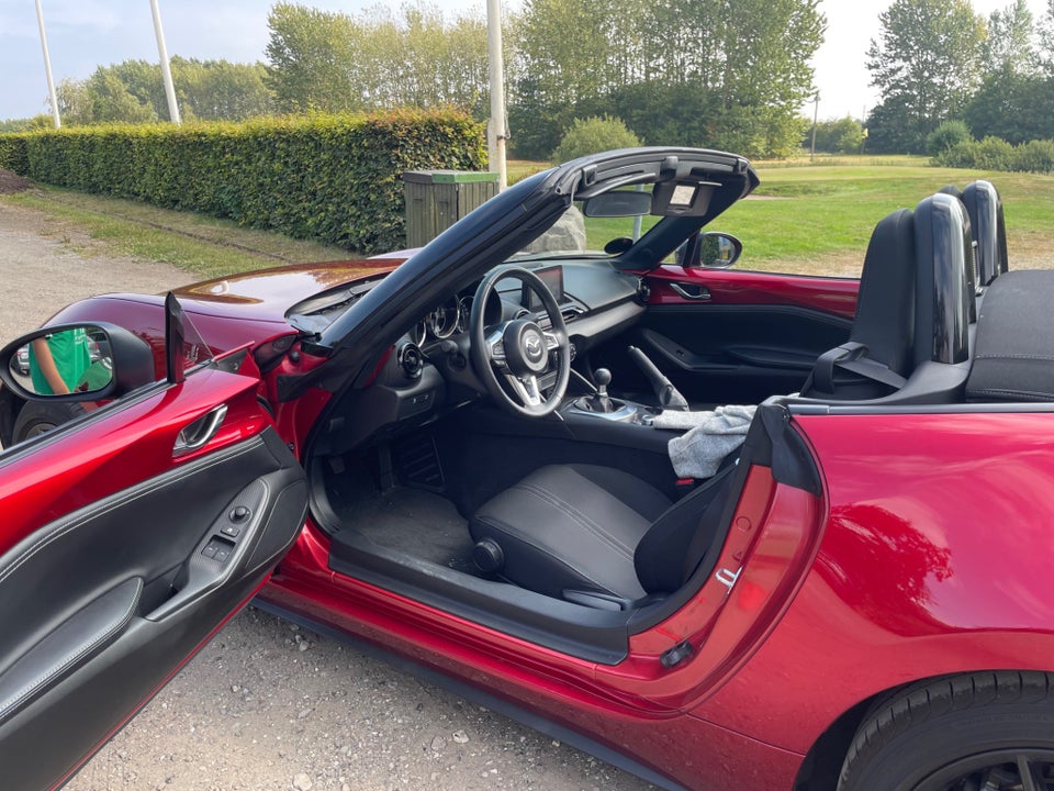 Mazda MX-5 1,5 SkyActiv-G 132 Roadster 2d