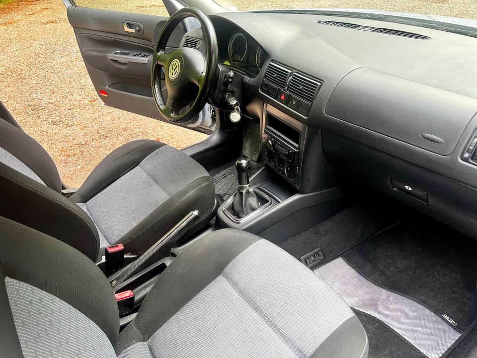 VW Golf IV 2,0 Variant 5d