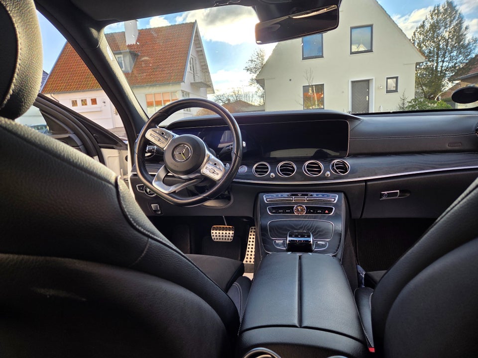 Mercedes E300 e 2,0 AMG Line aut. 4d