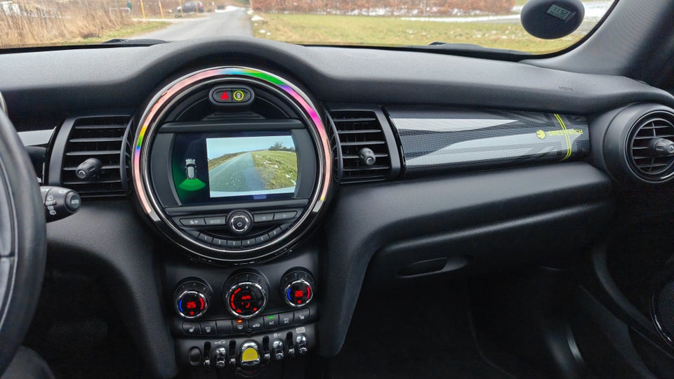 MINI Cooper SE Greenwich 3d