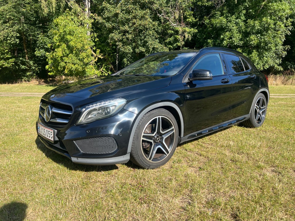 Mercedes GLA250 2,0 AMG Line aut. 4Matic 5d