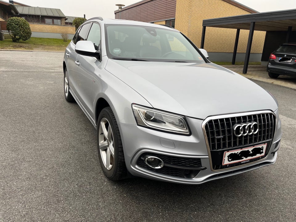 Audi Q5 3,0 TDi 258 S-line quattro S-tr. 5d