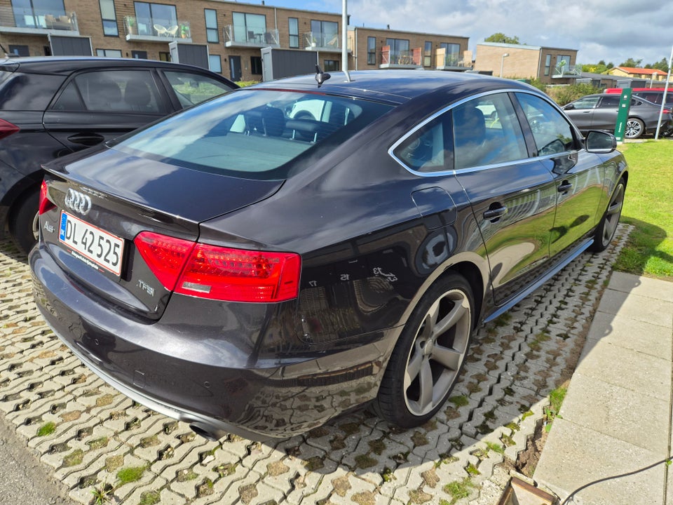 Audi A5 1,8 TFSi 144 S-line Sportback Multitr. 5d