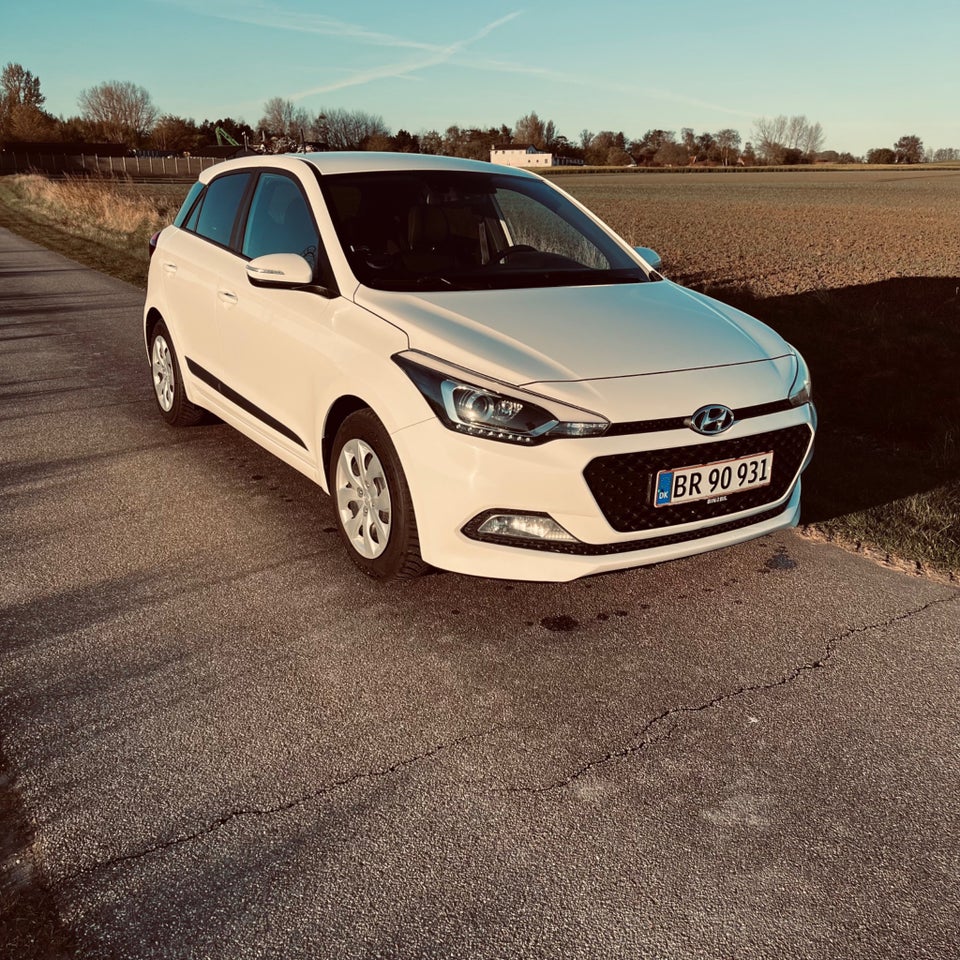 Hyundai i20 1,25 Trend 5d