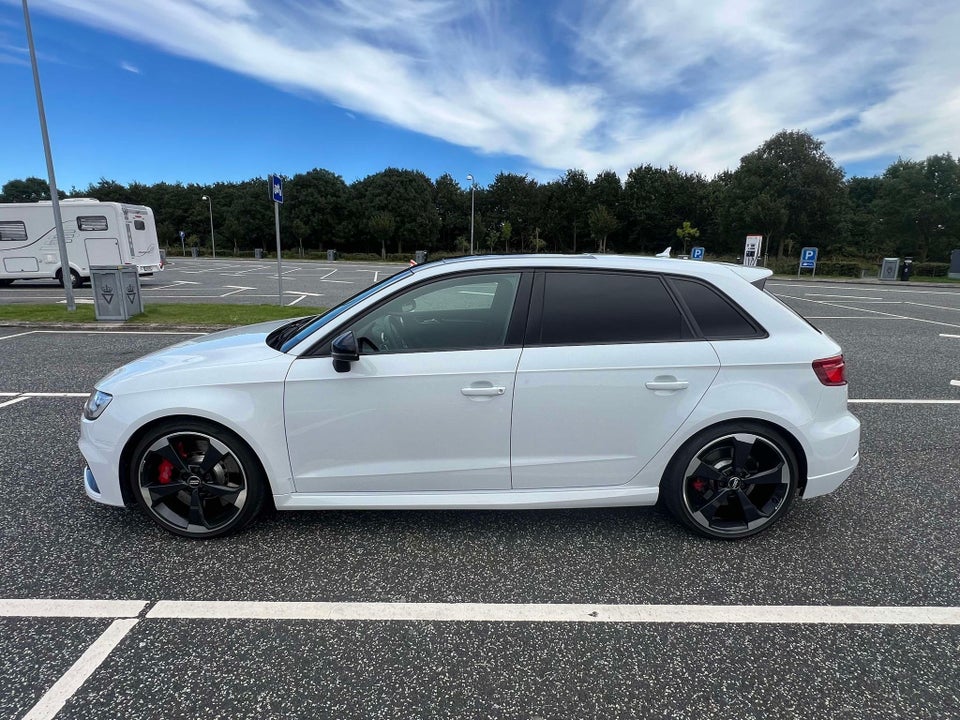 Audi RS3 2,5 TFSi Sportback quattro S-tr. 5d