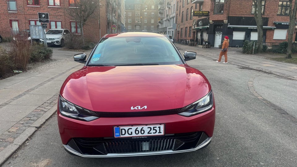 Kia EV6 58 Standard Range Upgrade 5d