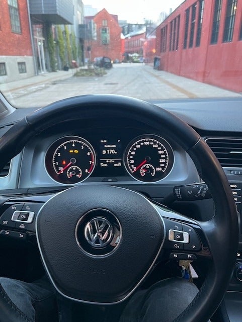 VW Golf VII 1,4 TSi 125 Trendline DSG BMT 5d