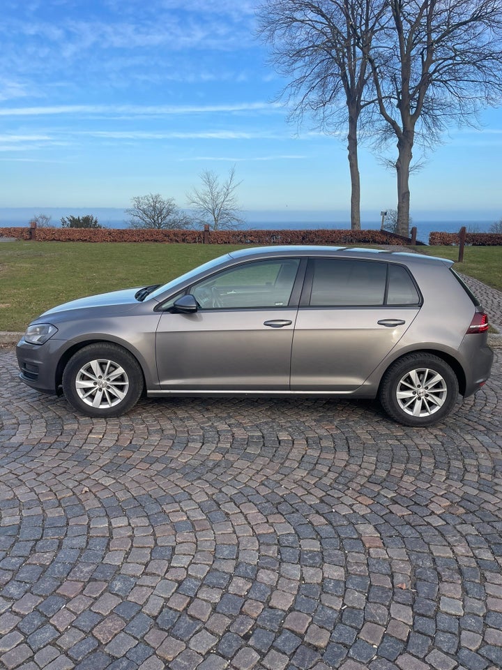 VW Golf VII 1,4 TSi 122 Comfortline Variant BMT 5d