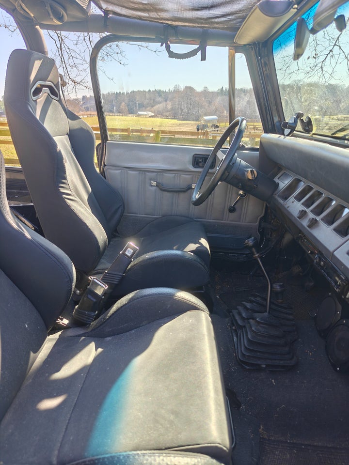 Jeep Wrangler 2,5  2d