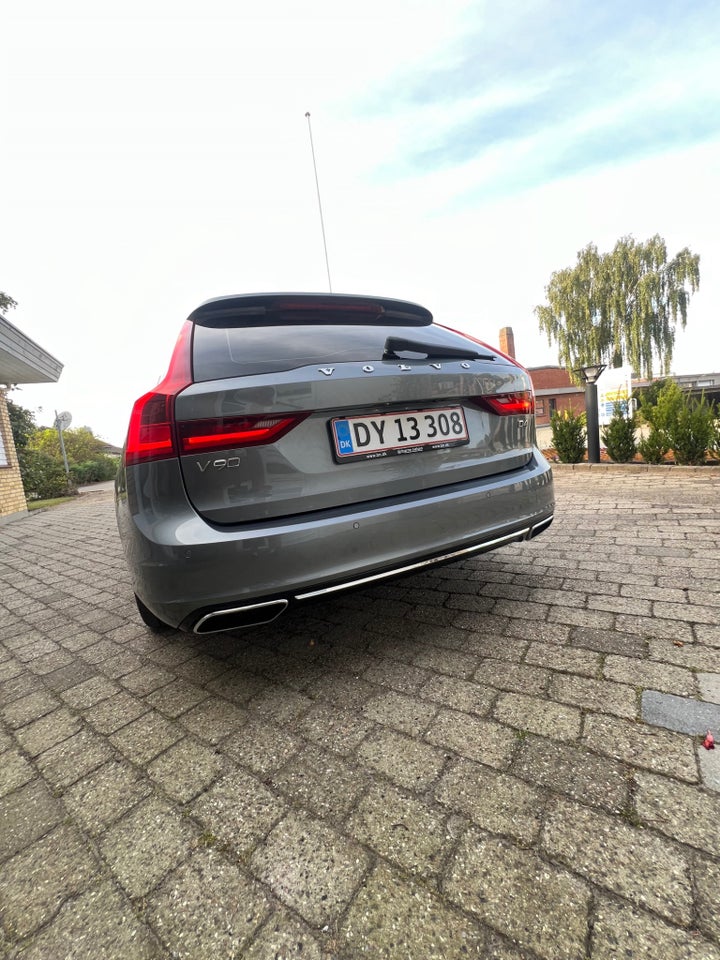 Volvo V90 2,0 D4 190 Momentum aut. 5d